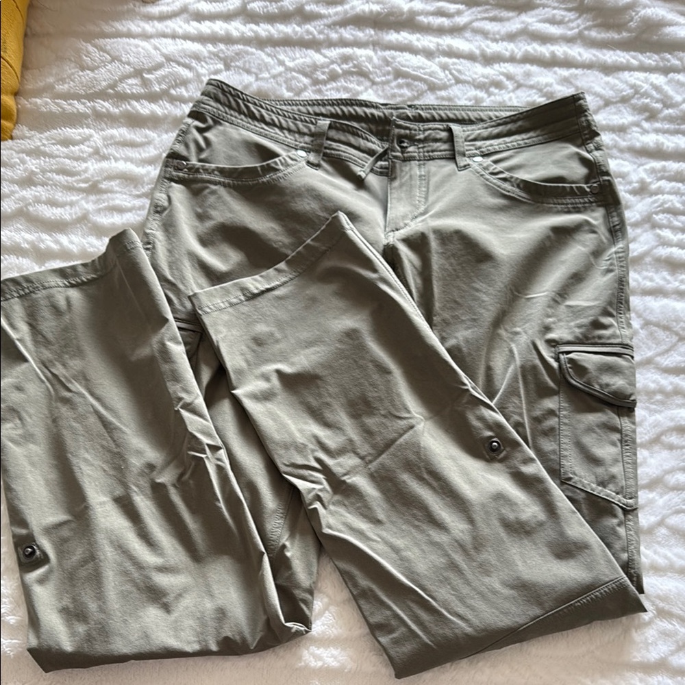 Women’s Army Green Kuhl Cargo Pants
